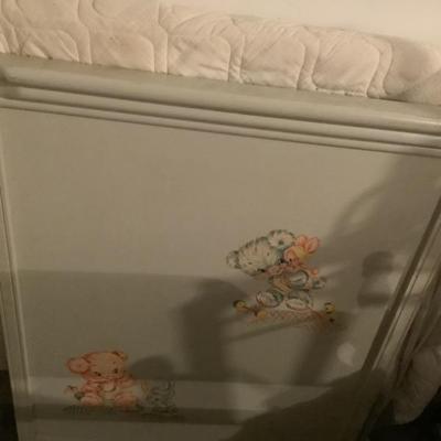 Baby crib