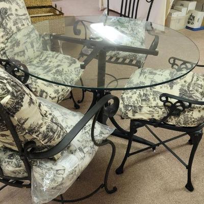 Dinnett set 