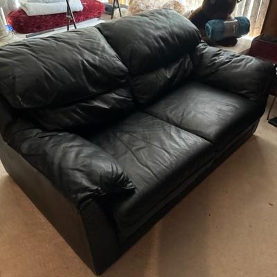 lawanna black leather loveseat