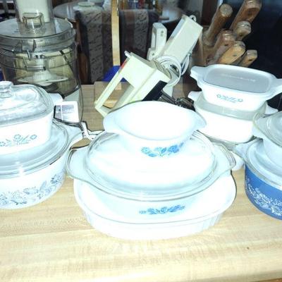 Corn flower blue cookware