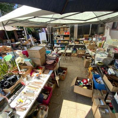 Estate sale photo