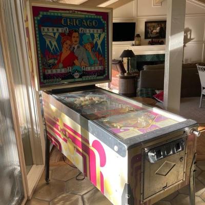 Original vintage pinball machine  WORKING 