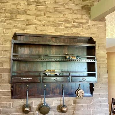 Massive wall shelf in kitchen - amazing 
Custom-made by Laguna interiors