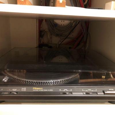 Technics Turntable SL-BD35