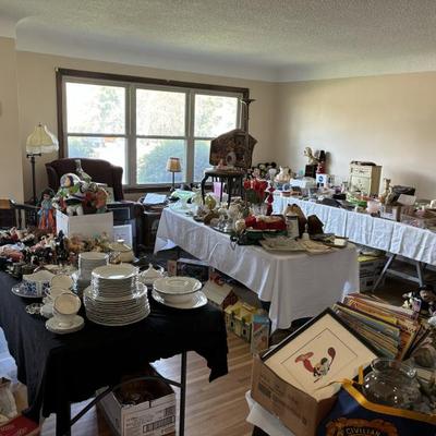 Estate sale photo