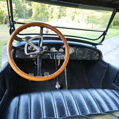 1917 Hudson Touring Car