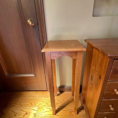 Wooden pedestal 
