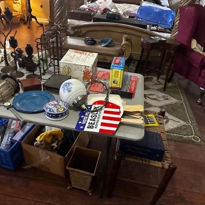 Estate sale photo