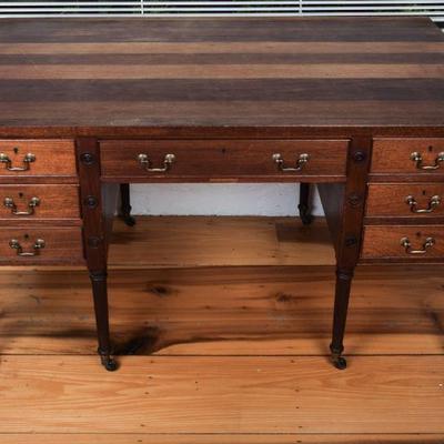 Kahogany desk 1