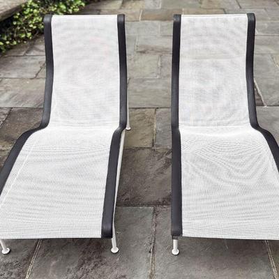 Schultz contour chaises for Knoll