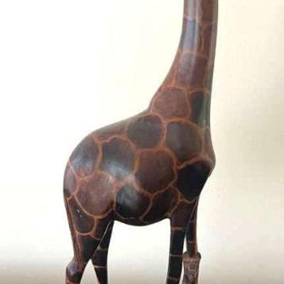 KFT040- Hand Carved Wooden Giraffe With Calf Decor