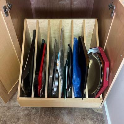 KFT044- Assorted Baking And Serving Trays