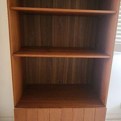 KFT067 - Entertainment Center 
