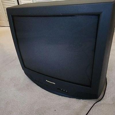 KFT111 - Vintage 20" Panasonic TV