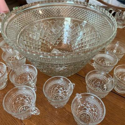 Large • Punch Bowl • 18 Cups • $55
