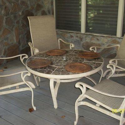 Patio w/fire pit