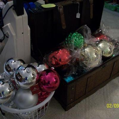 Oversize Holiday Ornaments