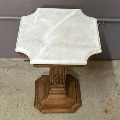 Lot 467 | Vintage End Table
