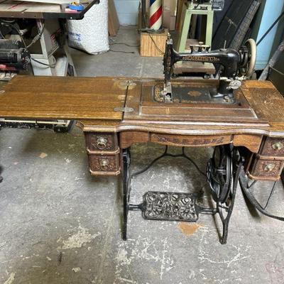 Lot 408 | Vintage Domestic C Sewing Machine Table
