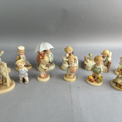 Lot 302 | Vtg Memories of Yesterday Figurines

