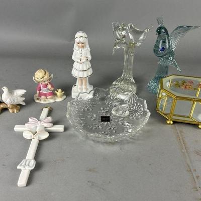 Lot 463 | Vtg Mikasa, Art Glass Birds, & More
