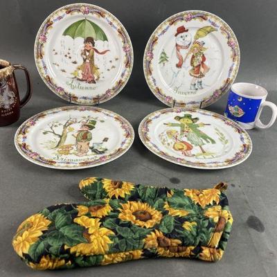 Lot 461 | Vintage T. Limoges Seasonal Plates & More

