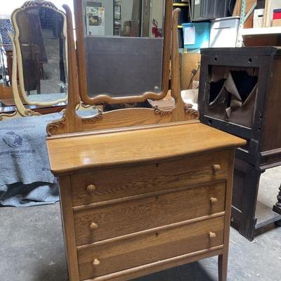 Lot 440 | Wood Dresser With Beveled Mirror
