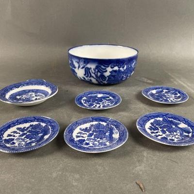 Lot 73 | Doulton Bowl with Similar Colored Plates
