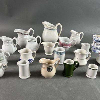 Lot 276 | Vintage Creamer Lot

