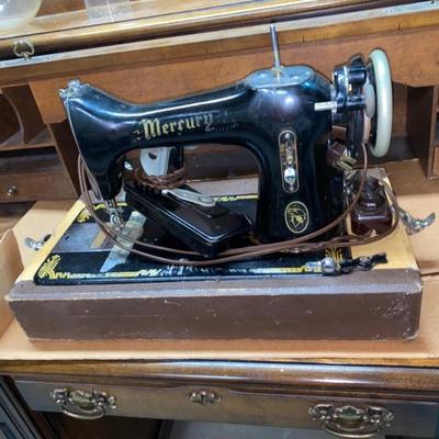 antique sewing machine