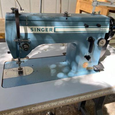 Industrial Singer 20U Zigzag/Straigh Stitch Machine (Works)