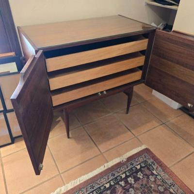 Includes protective glass top panel