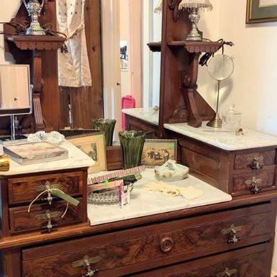Antique dressing table