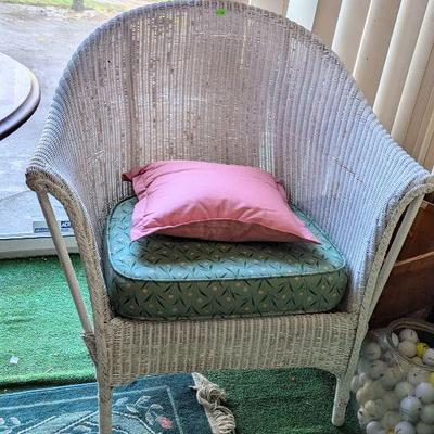 Vintage/antique wicker chair
