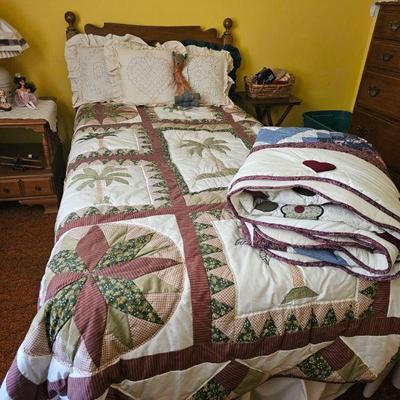 Sale Photo Thumbnail #78: Twin bed and quilts