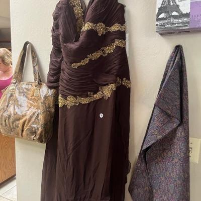 SPECIAL OCCASSION DRESS
LIZARD HANDBAG