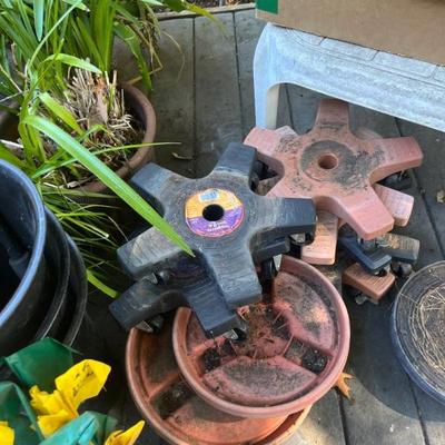 ROLLING STANDS FOR POTS