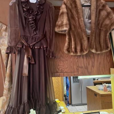 BROWN SILK DRESS
MINK STOLE