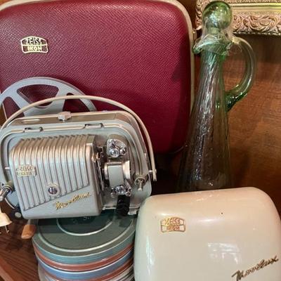 VINTANGE ZEISS PROJECTOR