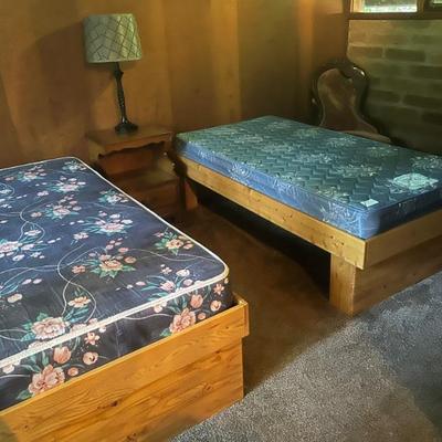 HANDMADE PLATFORM BEDS/ MATTRESS