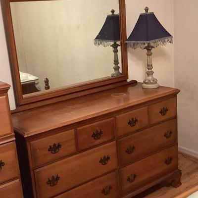 6Drawer Dresser with Mirror
