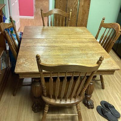 Oak Table and Chair 4 Leaves