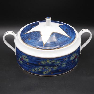 Lynn Chase 2.5 QT Round Covered Casserole