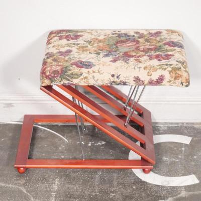Upholstered Collapsible Stool