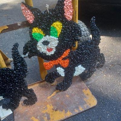 Vintage Halloween items 