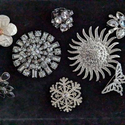 Rhinestone RARE
 collection of broaches all in mint condition
