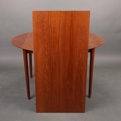 Hans Wegner & Wilhelm Wohlert for Asjørn Møbler Rosewood Table & 5 chairs