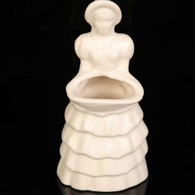 Vintage Haeger pottery vase