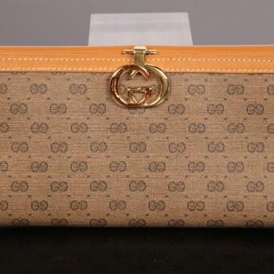 Gucci Italian leather wallet