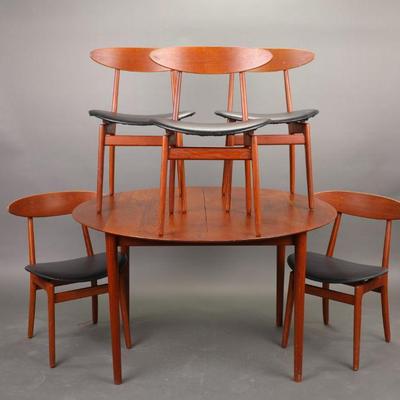 Hans Wegner for Asjørn Møbler Rosewood Table & 5 chairs